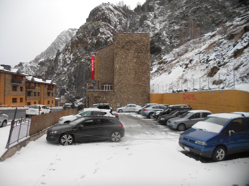 Hotel Les Terres LʼAldosa Exterior foto